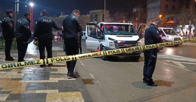 Kahramanmaraş’ta terk edilmiş kamyonet paniği