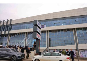 İhlas Pazarlama Kahramanmaraş’ta yeni hizmet binasını açtı, başarılı çalışanlara plaket verildi