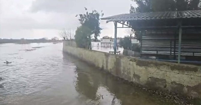 Osmaniye’de afet konutlarına su dolmasının nedeni menfez yıkımı