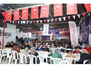 Akdeniz’de ilk iftar sofrası kuruldu