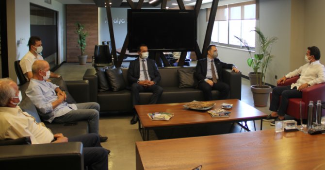 Daire başkanından borsaya ziyaret