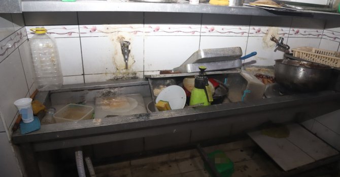 Mersin’de hijyen kurallarına uymayan fırına 6 bin 400 lira ceza