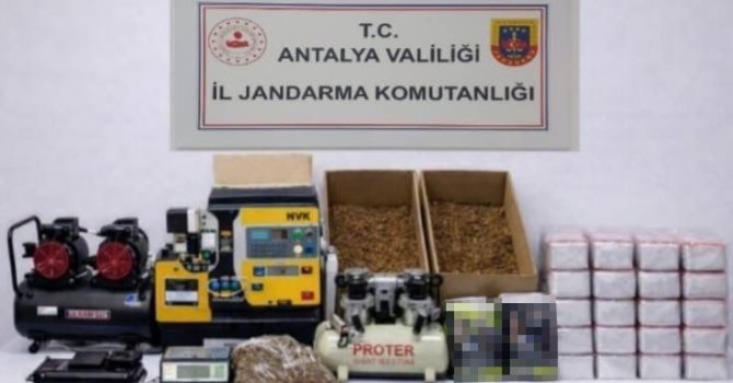 Alanya’da 17 kilogram kıyılmış tütün ele geçirildi