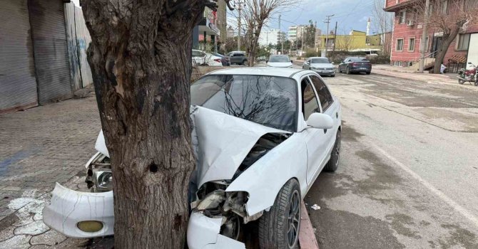 Ehliyetsiz direksiyona geçip kaza yapan çocuk sürücüye 46 bin 874 TL ceza uygulandı
