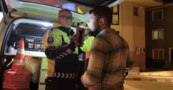 Burdur’da tehlikeli araç kullandı, yakalandığında alkollü çıktı