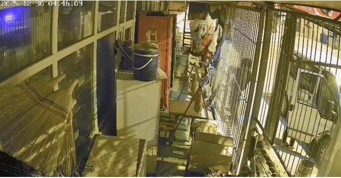 Çalıntı araçla geldiler, marketi soydular: 1 şüpheli tutuklandı