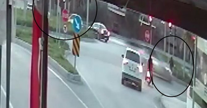 Işık ihlali yapan motosiklet otomobille çarpıştı: 2 yaralı