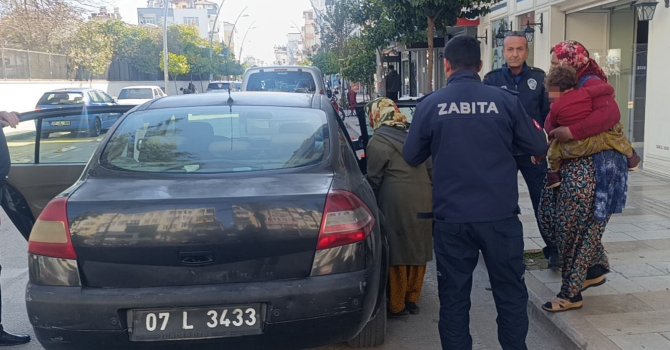 Zabıtaya dilenirken yakalanan dilenci, ‘Yetişin taciz ediyorlar’ diyerek kaçmaya çalıştı
