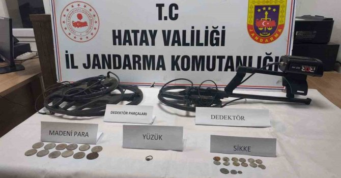 Hatay’da sikke ve yüzük ele geçirildi