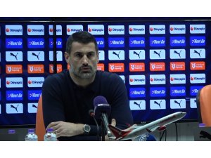 Volkan Demirel: "Başta kalecim olmak üzere bütün oyuncularını tebrik ediyorum’’