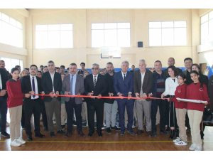 Serik’te "ebru, hat ve naht" sanat sergisi açıldı