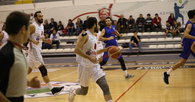 Kepez in devleri  Mavişehir'i yendi