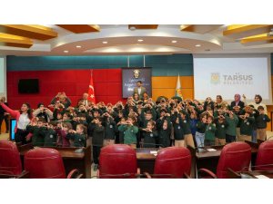 Tarsuslu minikler yerel yönetimleri yerinde öğrendi