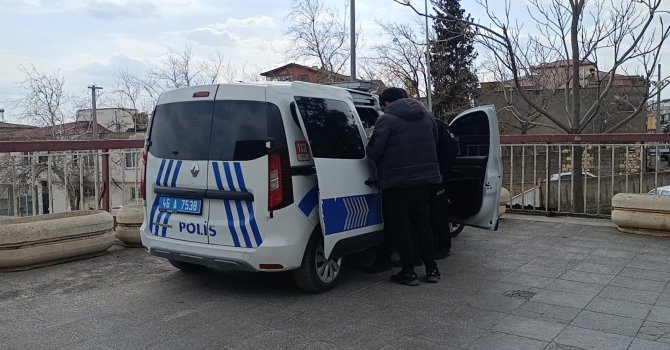 Kahramanmaraş’ta ’bir dal sigara’ tartışması bıçaklı kavgaya dönüştü: 1 yaralı