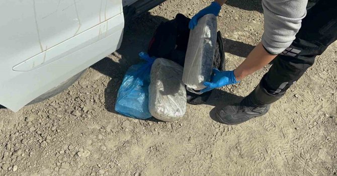 Adana’da uyuşturucu ve silah operasyonu: 2 tutuklama