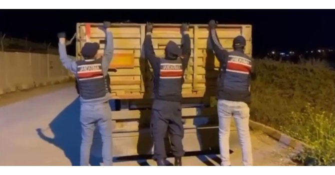 Adana’da kaçak makaron operasyonu: 1 tutuklama