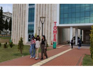 ALKÜ, yabancılara Türkçe öğretimi için sertifika programı başlatıyor