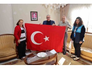 Mersin’de şehit aileleri bayram öncesi unutulmadı