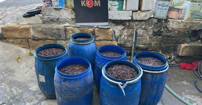 Hatay’da 790 litre kaçak alkol ele geçirildi