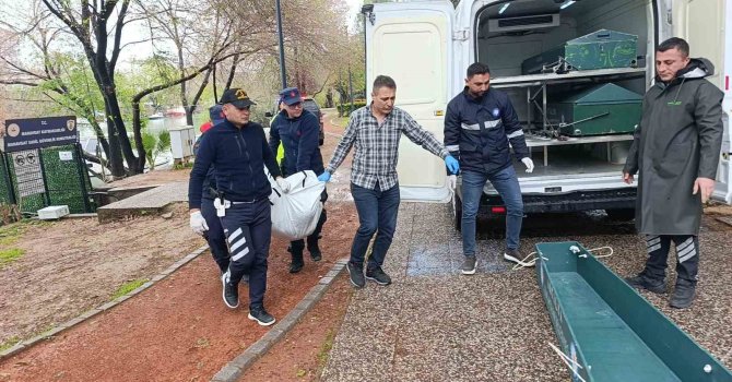 Kayıp olarak aranan 29 yaşındaki öğretmen adayının ırmakta cansız bedeni bulundu