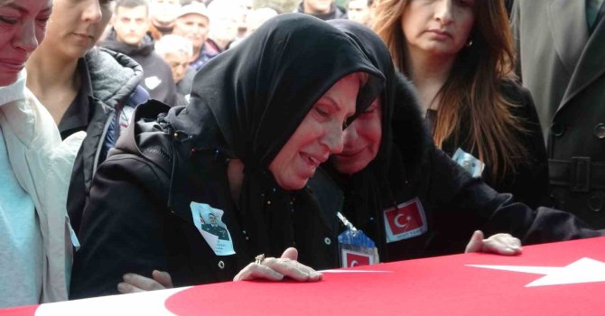 Şehit Binbaşı Sinan Taştekin memleketi Isparta’da ebediyete uğurlandı