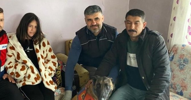 Cep telefonu elinden alınınca evden kaçan 13 yaşındaki kız bulundu