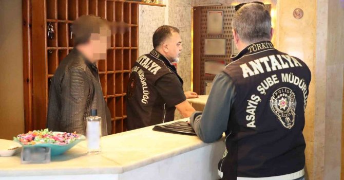 Konaklama tesisleri ve araç kiralama firmalarına eş zamanlı denetim