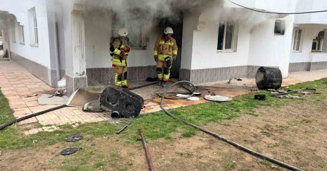 Kahramanmaraş’ta binada yangın paniği