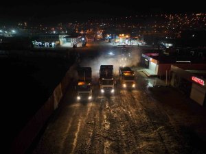 Hatay Büyükşehir Belediyesi ve Antakya Belediyesi’nden asfalt seferberliği