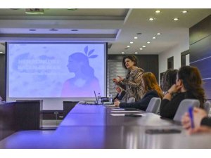 Belediyeden kadın personele hak eğitimi
