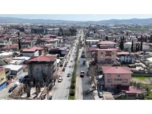 Kahramanmaraş’ta asfalt mesaisi sürüyor