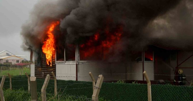 Adana’da yıkım gerginliği: Evini yaktı, gözaltına alındı