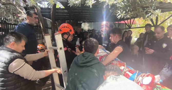 Foseptik çukuruna düşen 10 yaşındaki çocuk operasyonla kurtarıldı