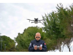 Antalya Büyükşehir zabıtasından dronla denetim