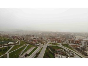 Kahramanmaraş’ta toz taşınımı etkili oldu