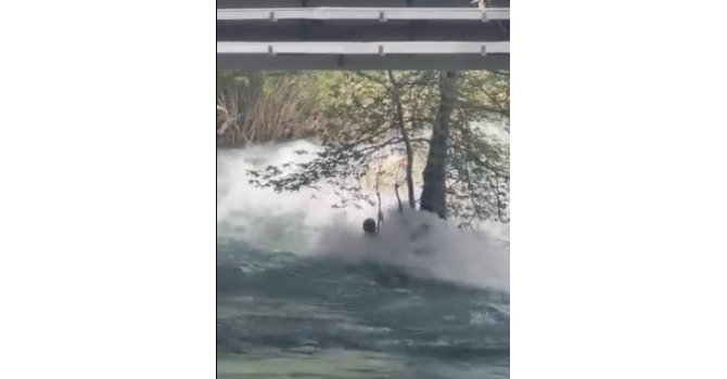 Tarsus’ta kayıp genç akıntıya böyle kapıldı: Son görüntüleri ortaya çıktı