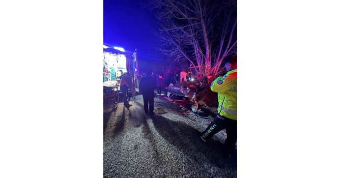 Antalya’da trafik kazası: 3 kişi hayatını kaybetti