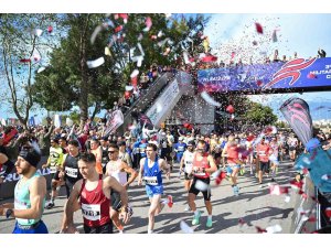 21. Uluslararası Runtalya Maratonu başladı