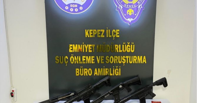 Kepez’de şafak operasyonu: 11 adrese eş zamanlı baskın
