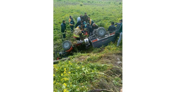 Takla atan patpatın sürücüsü hayatını kaybetti