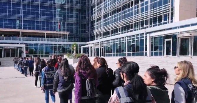 Tarsus’ta narkotik operasyonu: 95 şüpheli deşifre edildi, 40 tutuklama