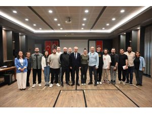 Kepez Kent Tiyatrosu ekibinden 19 Mayıs’a özel gösterim