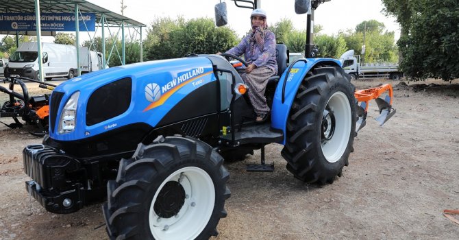 Büyükşehir’den çiftçilere  ‘Güvenli Traktör Sürüş Eğitimi’