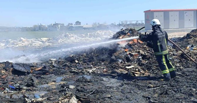 Çöp ve hurdalar yine alev aldı vatandaşlar duruma isyan etti