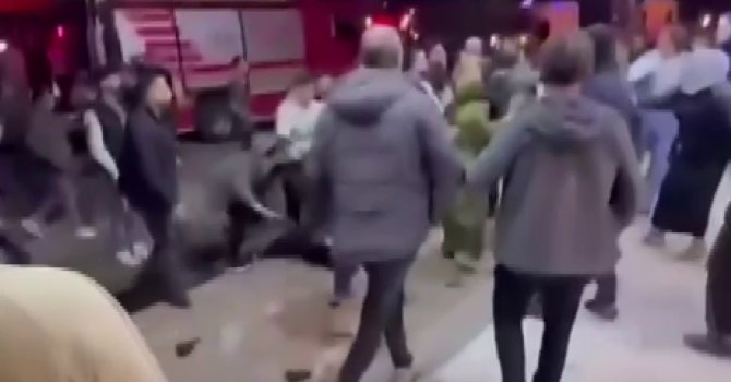 Kaza sonrası yaşanan kavga meydan savaşını aratmadı