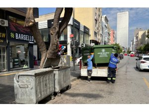 Mersin kent merkezinde çöp konteynerleri yenileniyor