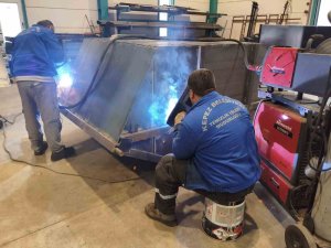 Kepez Belediyesi’nde Kurban Bayramı öncesi çöp konteyneri seferberliği