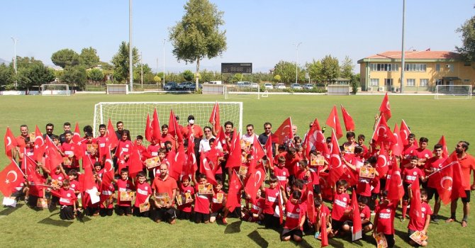 Döşemealtı’nda futbol coşkusu