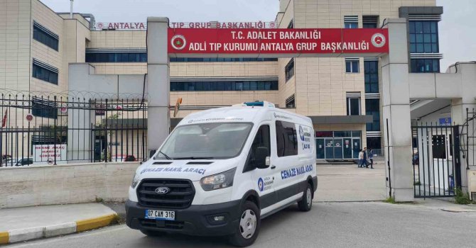 17 yaşındaki sürücünün ölümüne sebep olduğu küçük çocuğun cenazesi ailesine teslim edildi