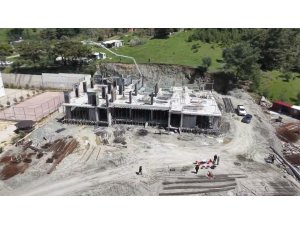 Vali Masatlı Belen’de okul inşaatını inceledi